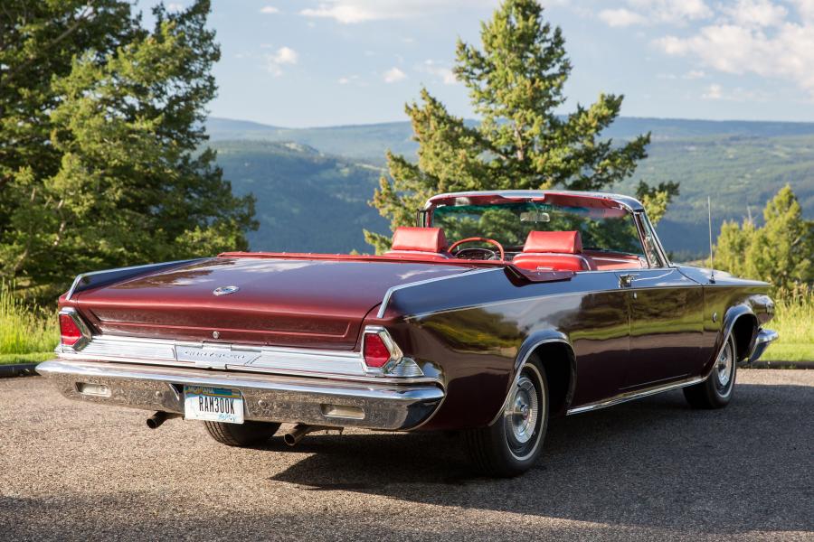  Chrysler 300К Convertible 1964 года  (фото 10 из 19)